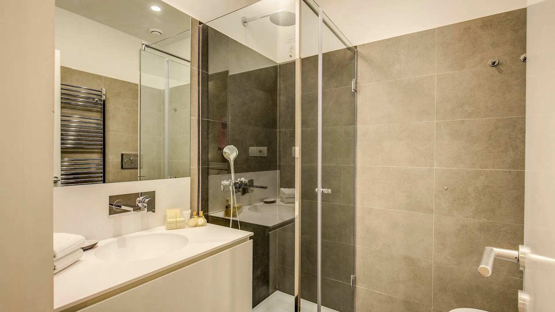 *** Guest house Dopodomani Suite Rome Italy